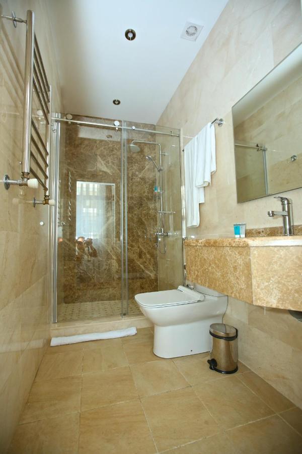 Miraj Hotel Baku Kültér fotó